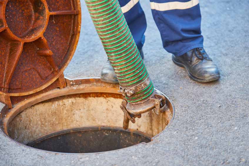 Signs Your Septic Tank Needs Prompt Repair
